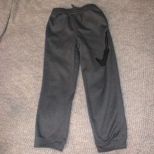Boys Nike sweats